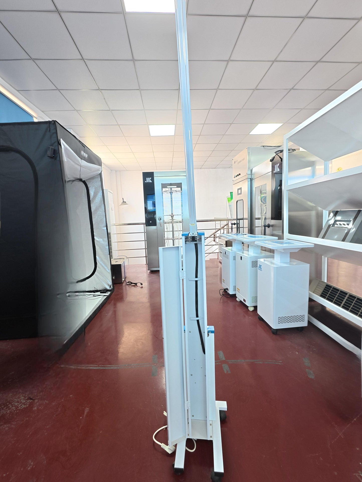 High-Intensity UV Sterilizer for Public Spaces