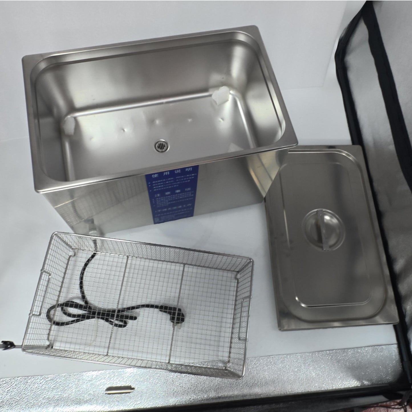 Compact Desktop Ultrasonic Washer – Precision Cleaning for Clinics & Labs