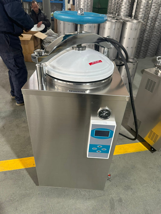 Delivered order to America for one set of vertical hand wheel type pressure steam autoclave with LCD display
