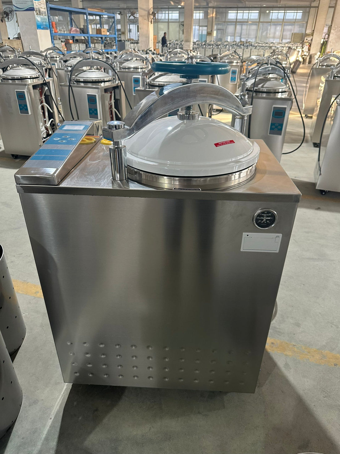 Delivered order to Bolivia for vertical vacuum autoclave 100L with drying function