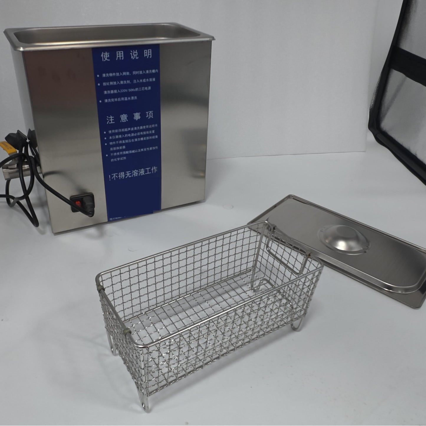 Compact Desktop Ultrasonic Washer – Precision Cleaning for Clinics & Labs